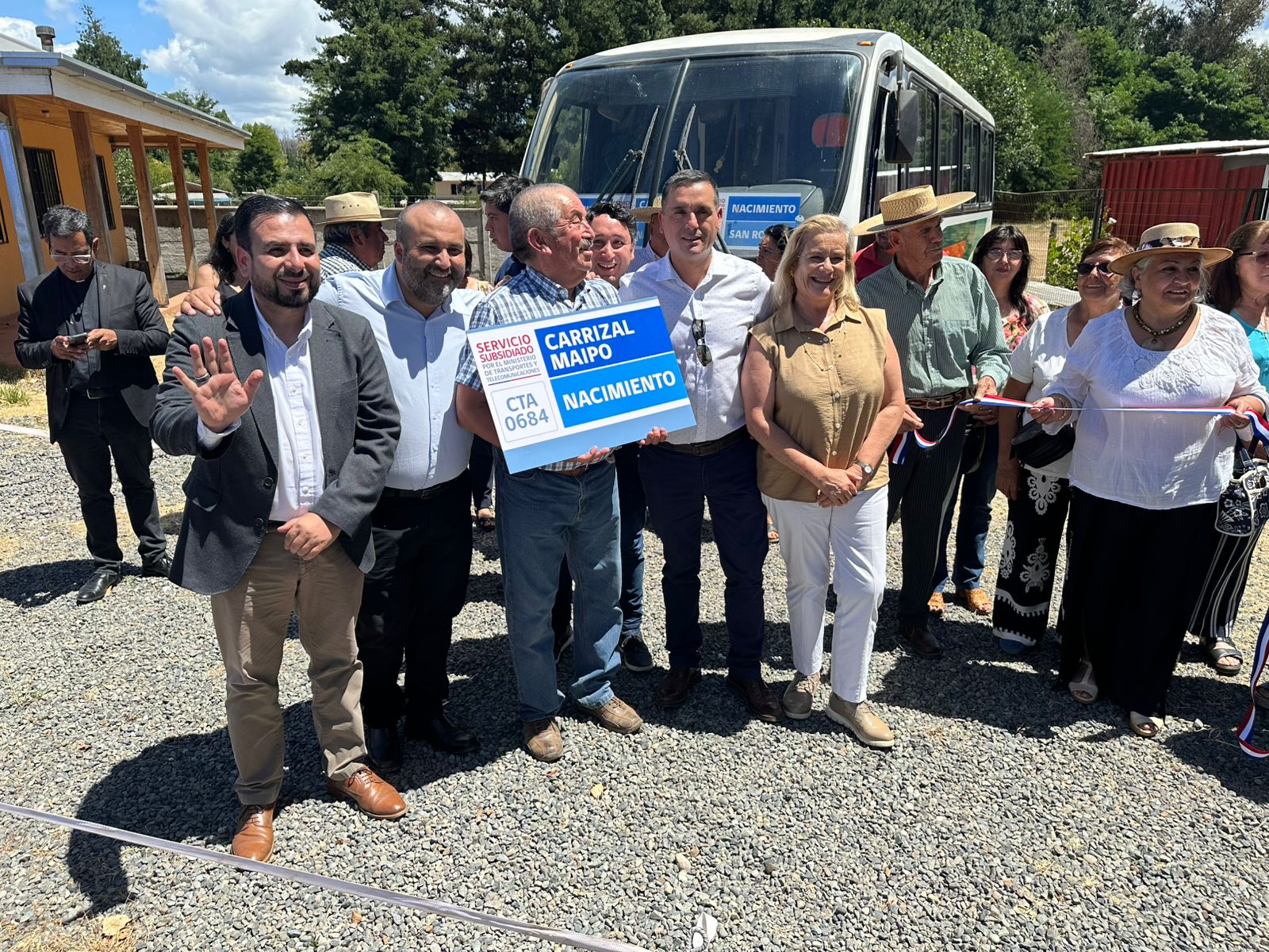 Comunidades rurales de Nacimiento tienen transporte público gracias a subsidio de zonas aisladas