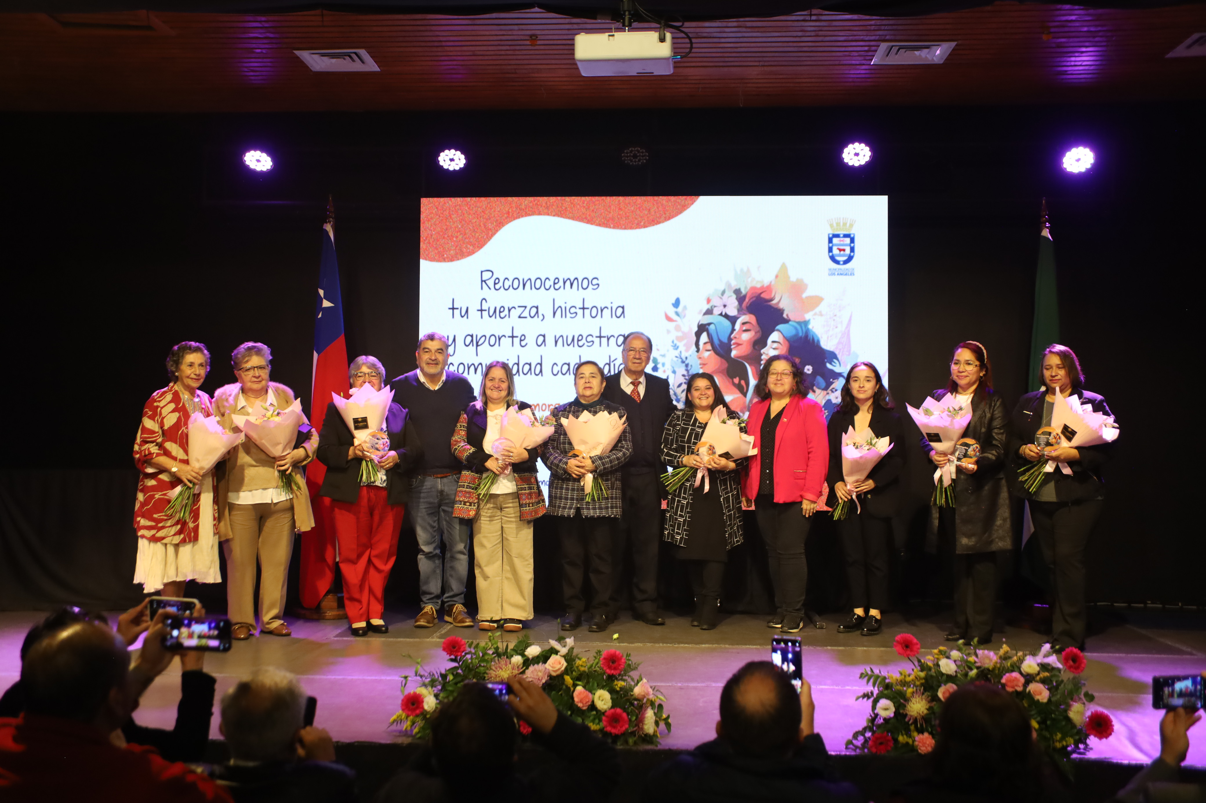Los Ángeles reconoció a nueve mujeres que destacan en nuestra comuna