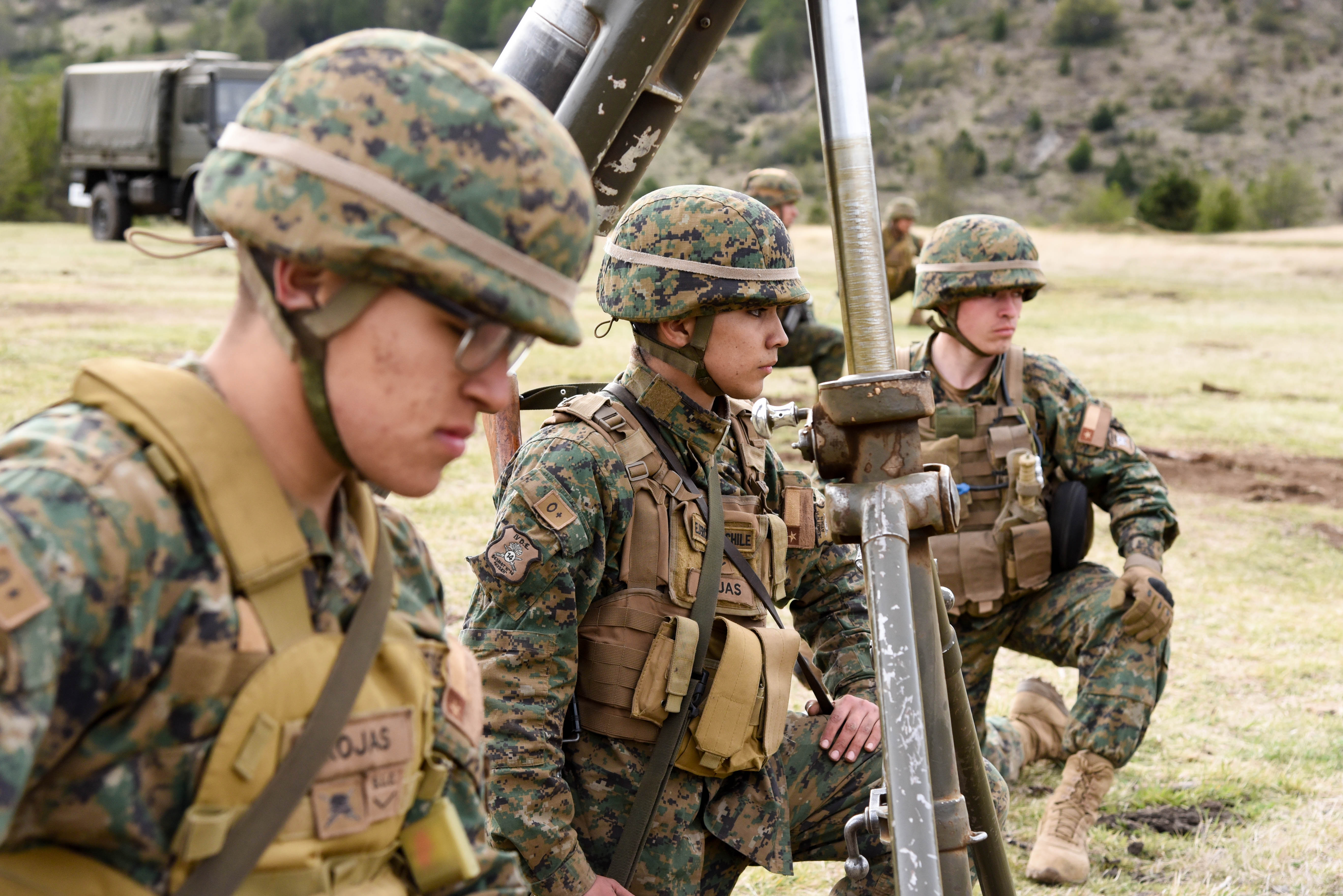 Gobierno anuncia cambios al Servicio Militar: desde 2026 serán dos acuartelamientos al año y se aumentará el ingreso mensual