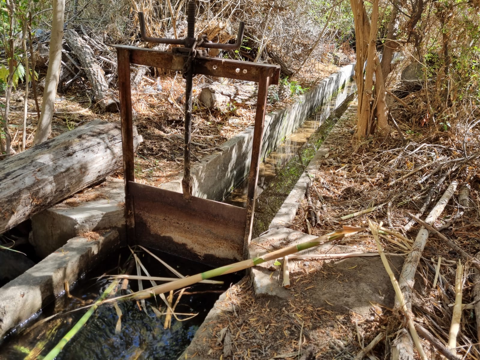 MOP dispuso del cierre de Bocatomas y Canales en la Región para evitar inundaciones este invierno