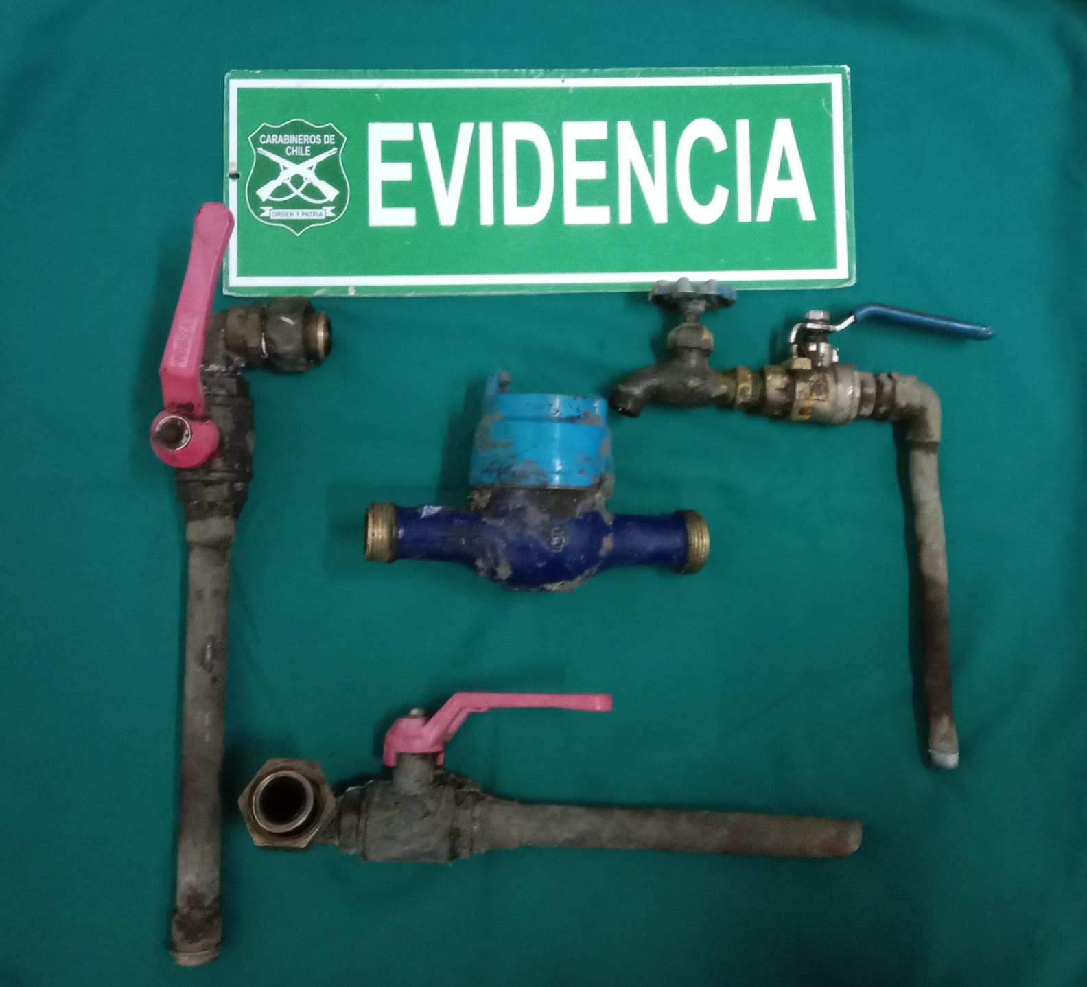 Prisión preventiva para delincuente habitual detenido en flagrancia tras robo en Los Ángeles