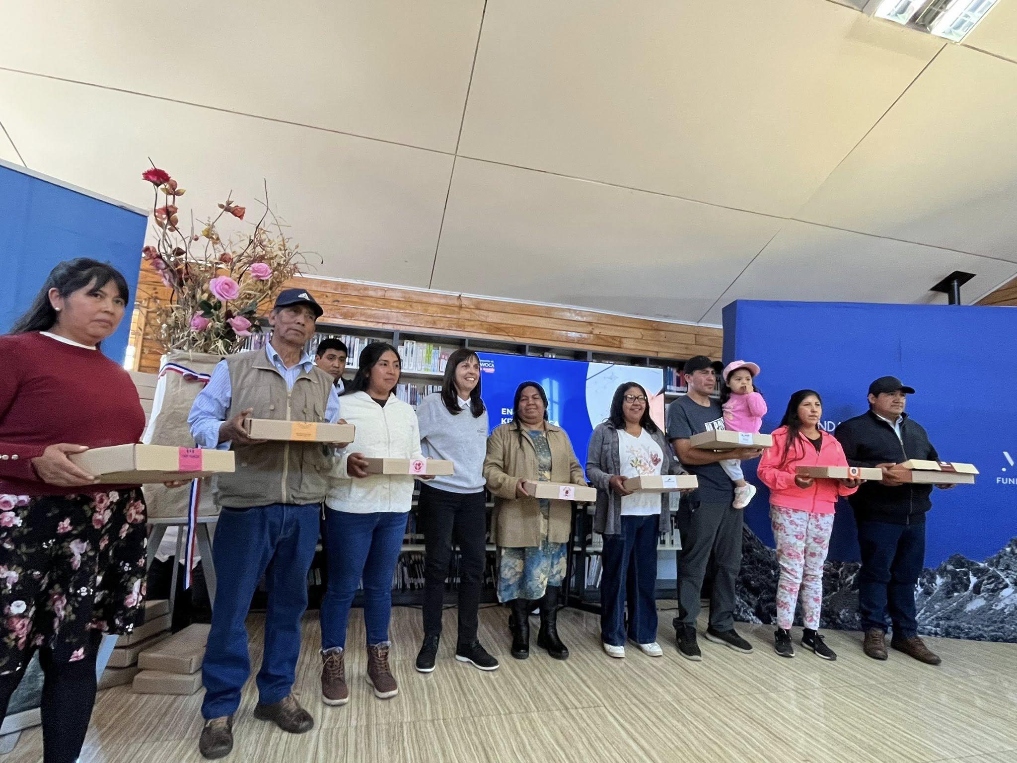 95 emprendedores de Alto Biobío recibieron sus Kit de Diseño de Marca