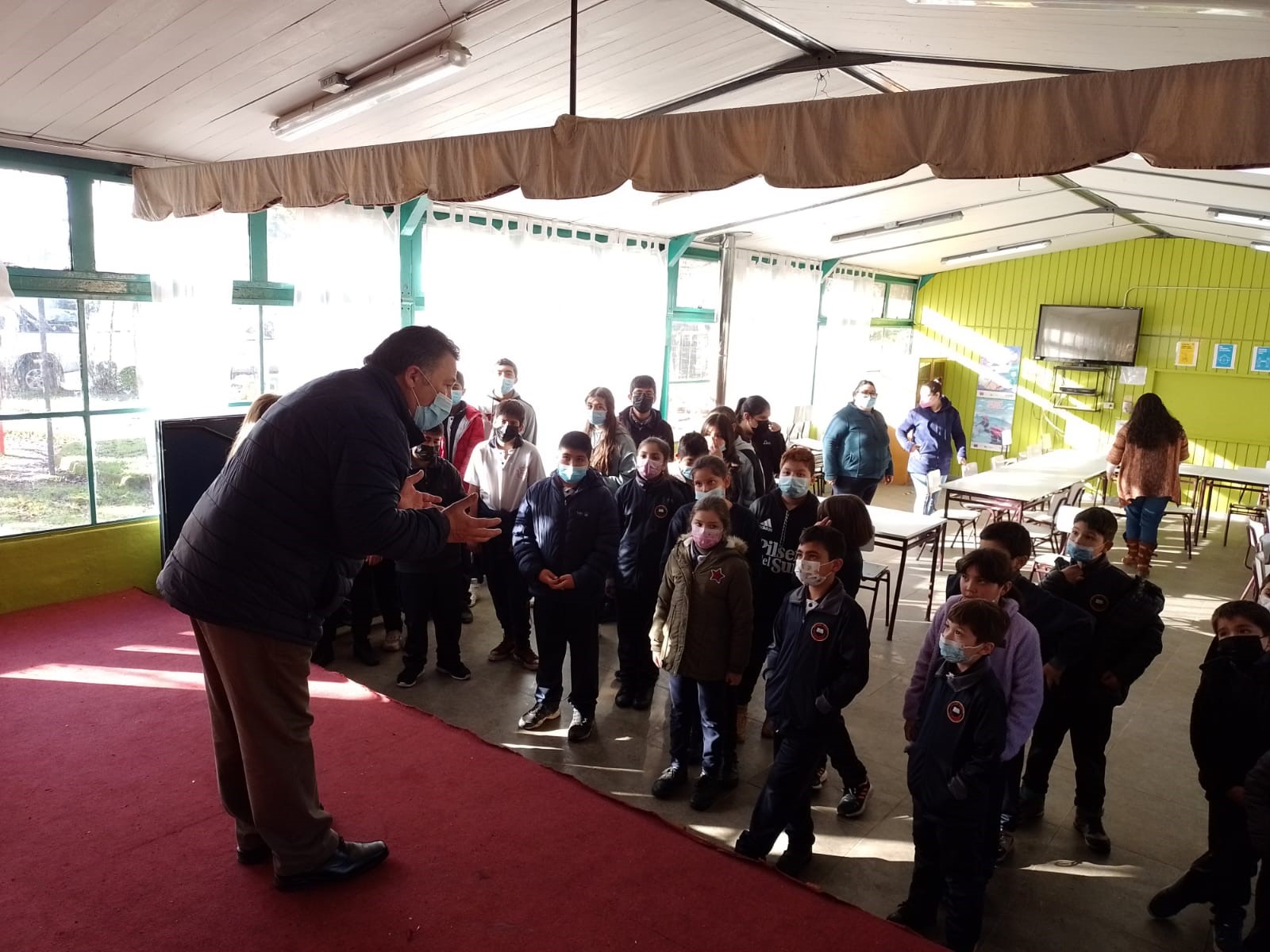 Frontel visita a escuelas de la provincia de Biobío para concientizar sobre el ahorro energético