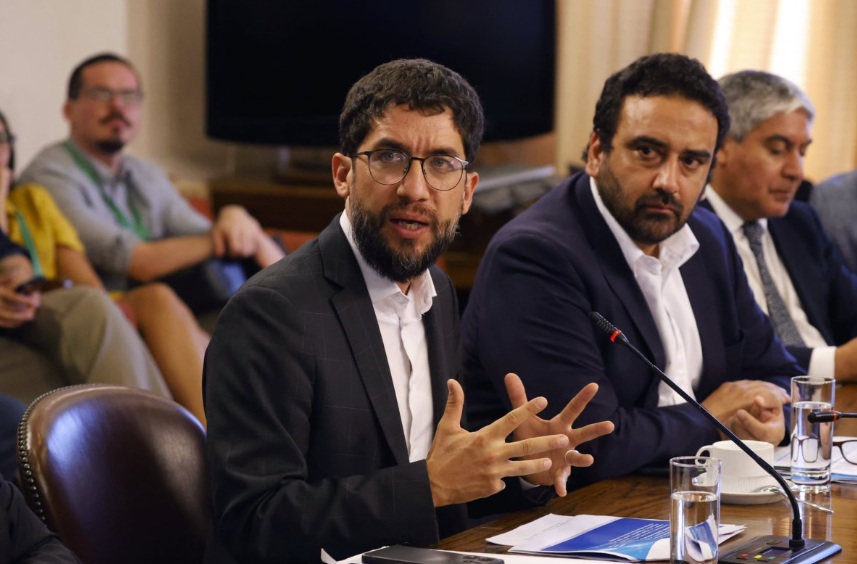 Comisión de Trabajo de la Cámara aprueba en general polémico proyecto de negociación ramal