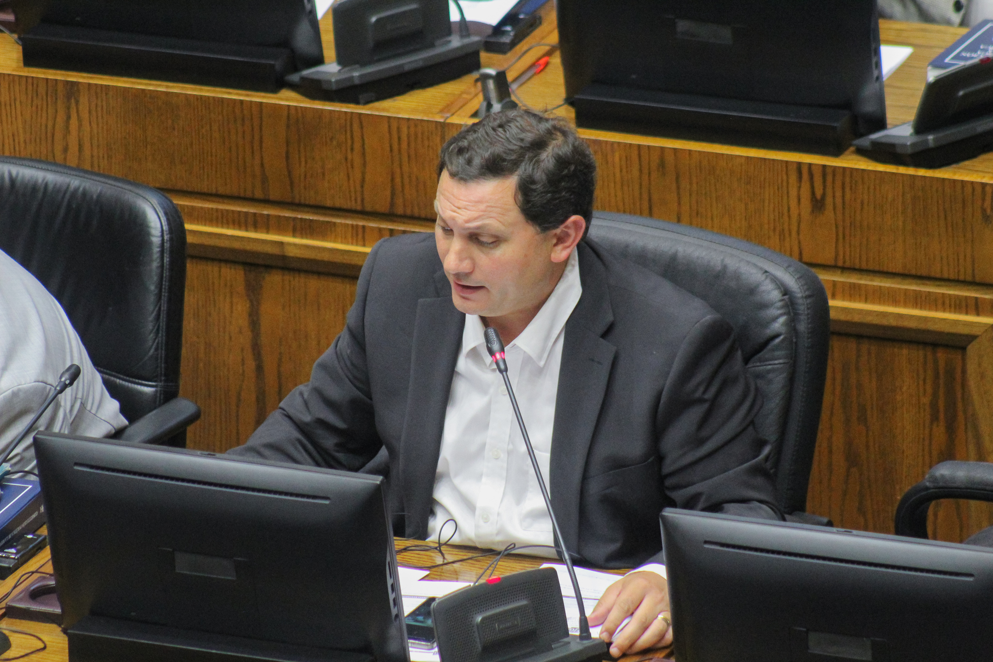 Parlamentario Enrique van Rysselberghe sobre aumentar Senadores en la región del Biobío: