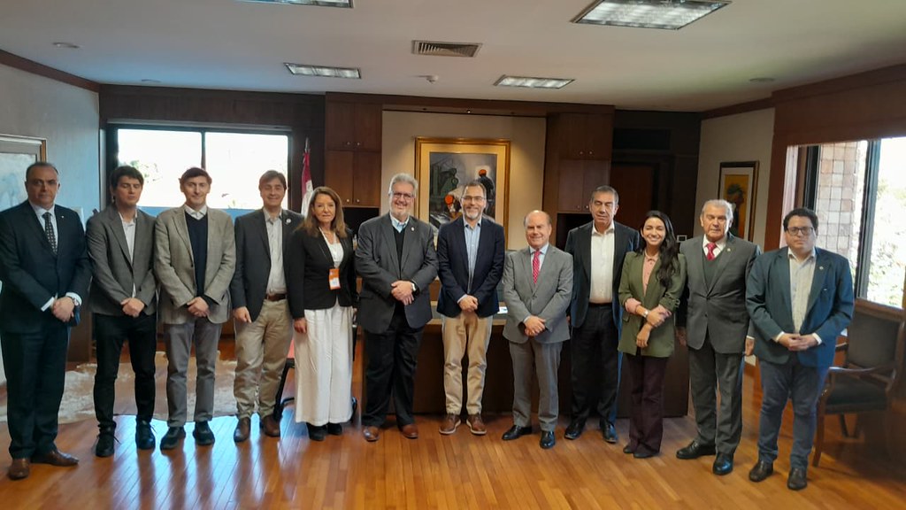 Despegue forestal de Paraguay abre nuevas oportunidades para Pymes chilenas