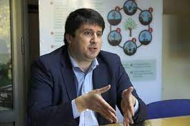 RD acusa "presiones políticas" tras salida de seremi en el Biobío