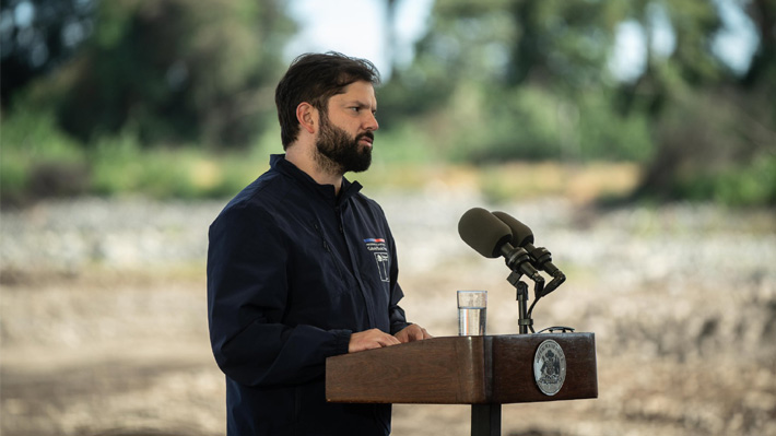 Boric reconoce demora en habilitación de vivienda de emergencia en Biobío: "Hay un cuello de botella"  