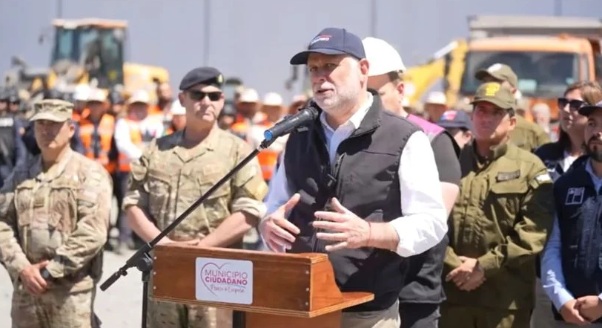 Ministro Elizalde abordó los avances de la reconstrucción en nueva Mesa Técnica tras los incendios en el Biobío  