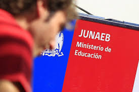 Empresas llevan licitación de la Junaeb a tribunales por adjudicación polémica en programa de alimentación escolar