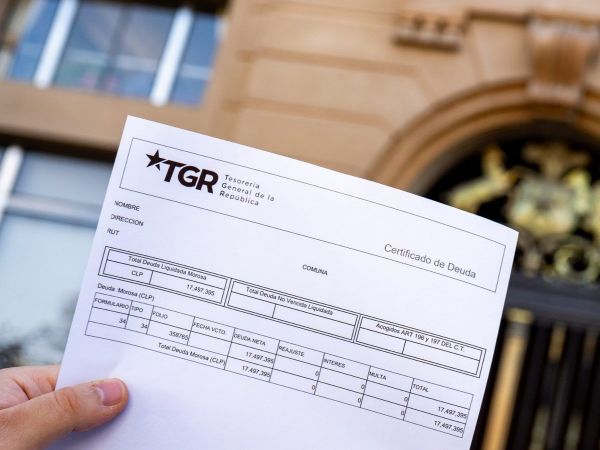 Pagos del CAE se disparan tras plan del Gobierno: Recaudación supera los $200 millones diarios