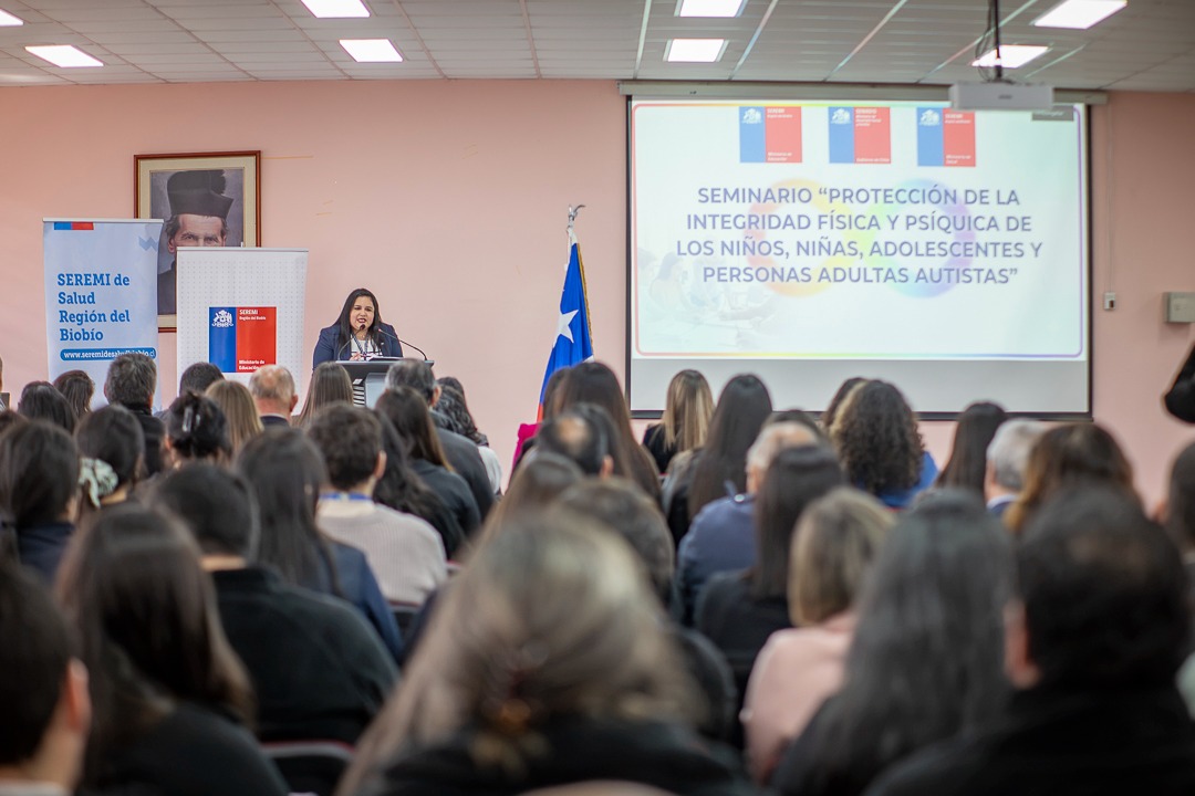 Seminario capacita  a equipos educativos para fortalecer la inclusión y bienestar de más de 12 mil estudiantes con trastorno del espectro autista