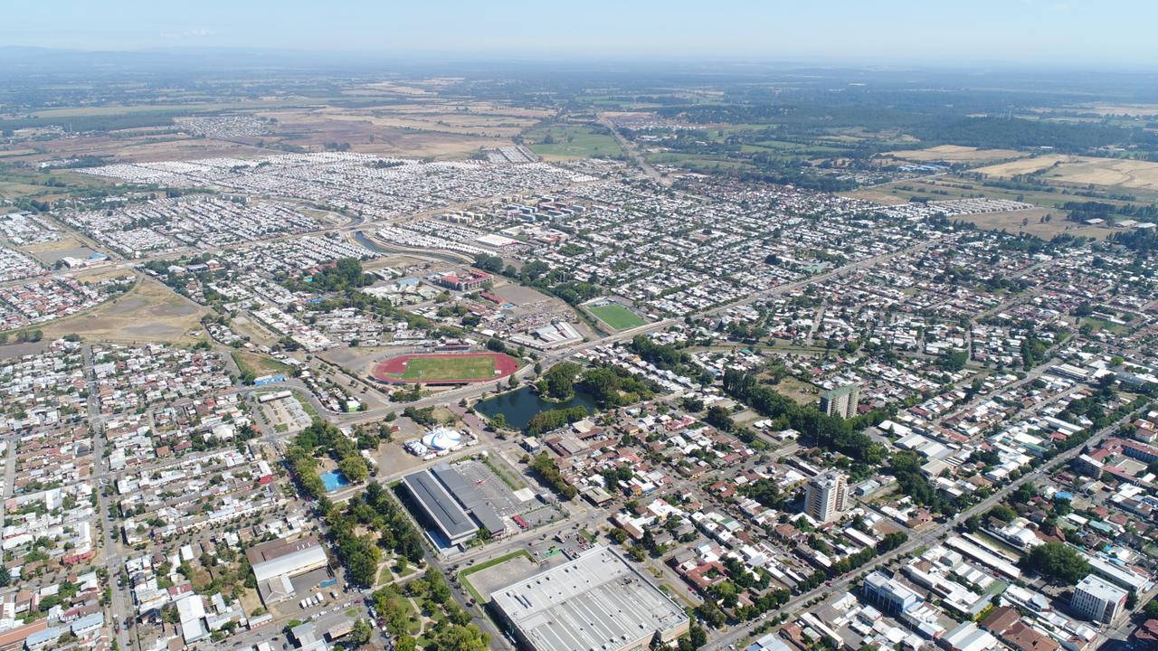 Casas, departamentos y terrenos: los 12 inmuebles fiscales que Bienes Nacionales pondrá en venta en el Biobío