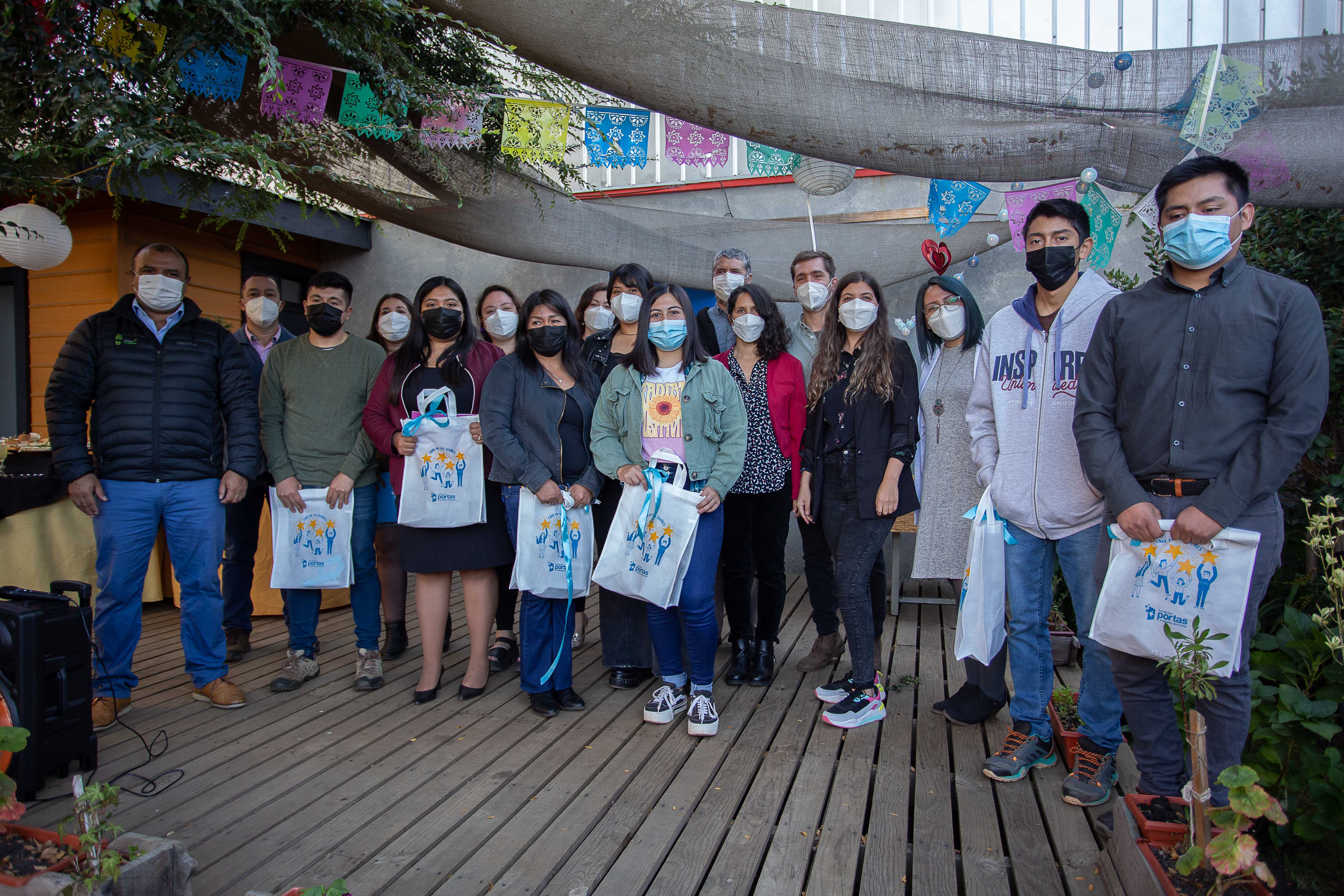 30 jóvenes de las regiones del Biobío y La Araucanía inician su camino como profesionales     