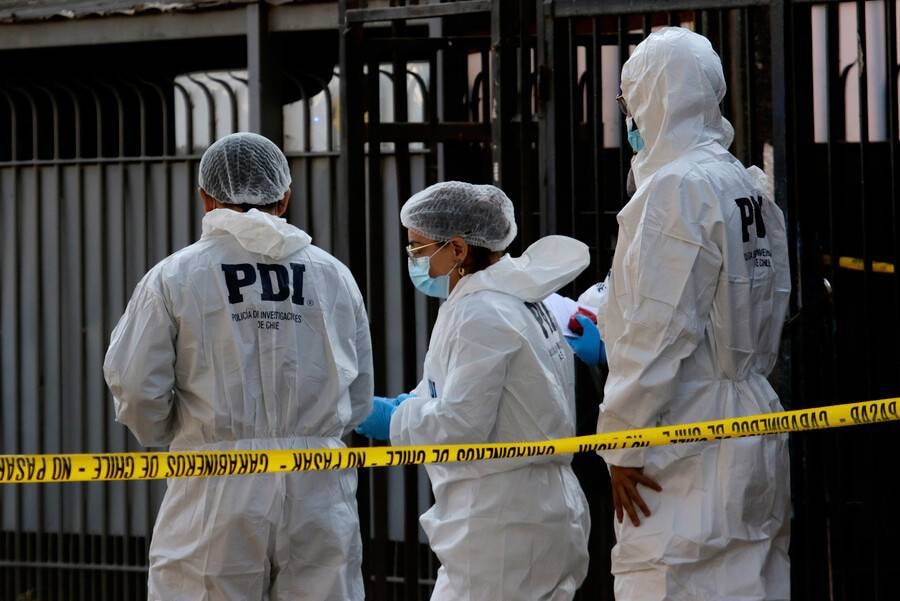 Feto de 10 semanas es hallado en la calle en medio de la Población Lagos de Chile en Los Ángeles