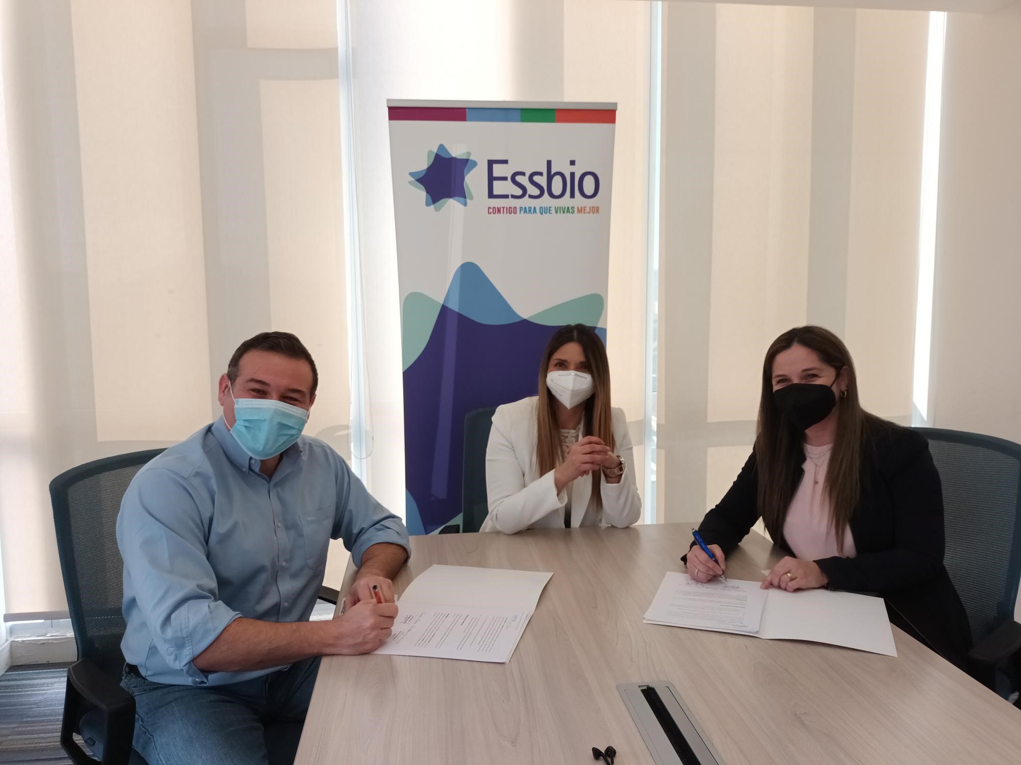 Essbio firma acuerdo de colaboración con Fundación Descúbreme para potenciar sus políticas de inclusión laboral   
