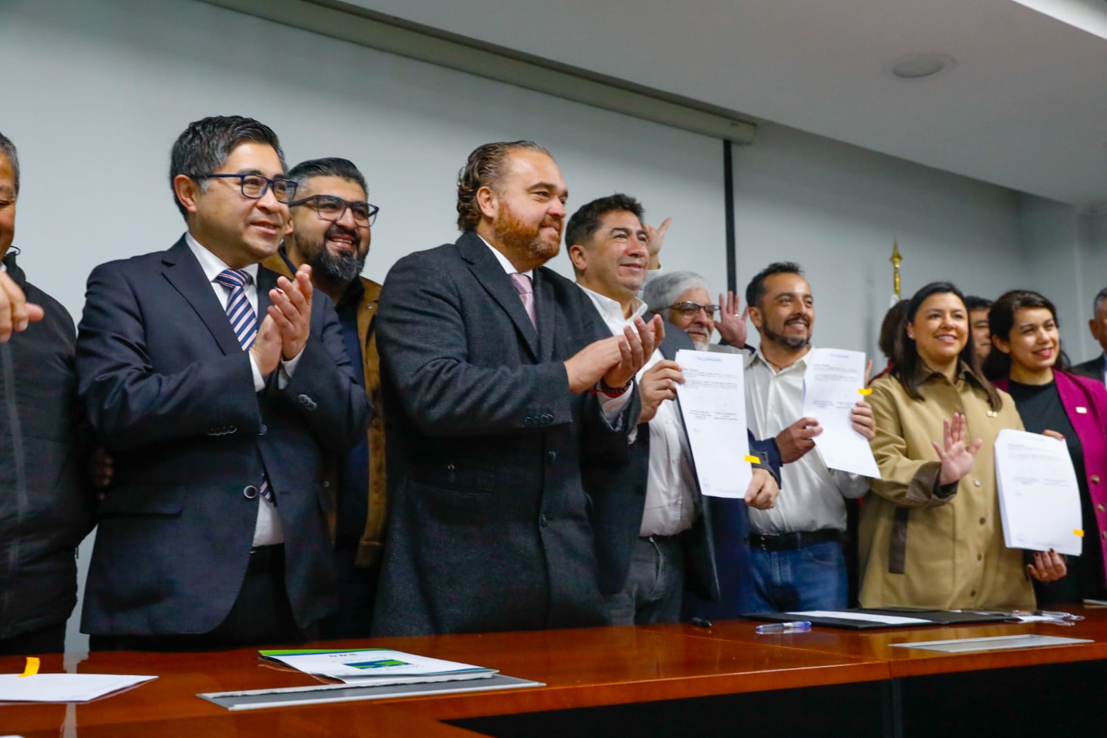 Con cooperación público-privada la Delegación Presidencial del Biobío constituye la Mesa Regional + Empleo. OO.PP. acelera 29 proyectos por US$56 millones