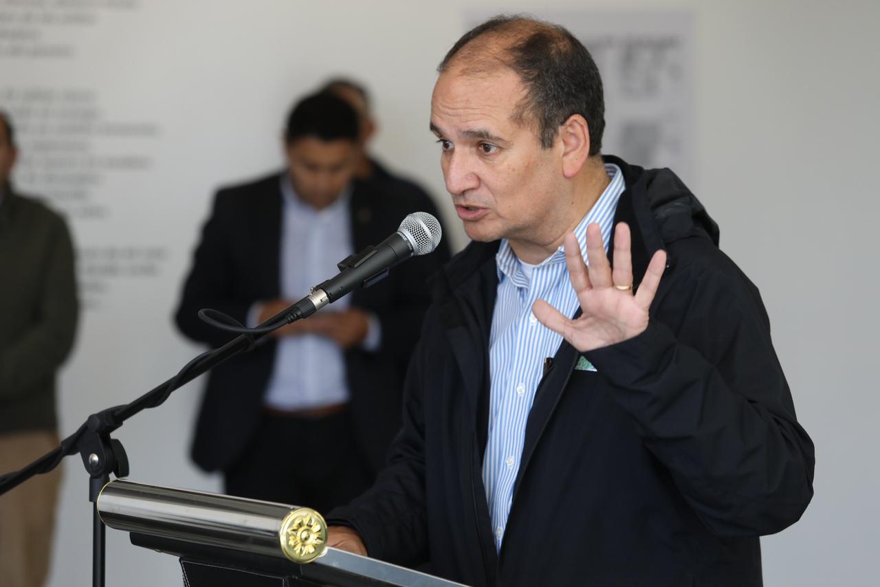 Gobernador Regional califica de “inadecuado” traslado de presos desde Angol a Concepción y pide reconsiderar la medida