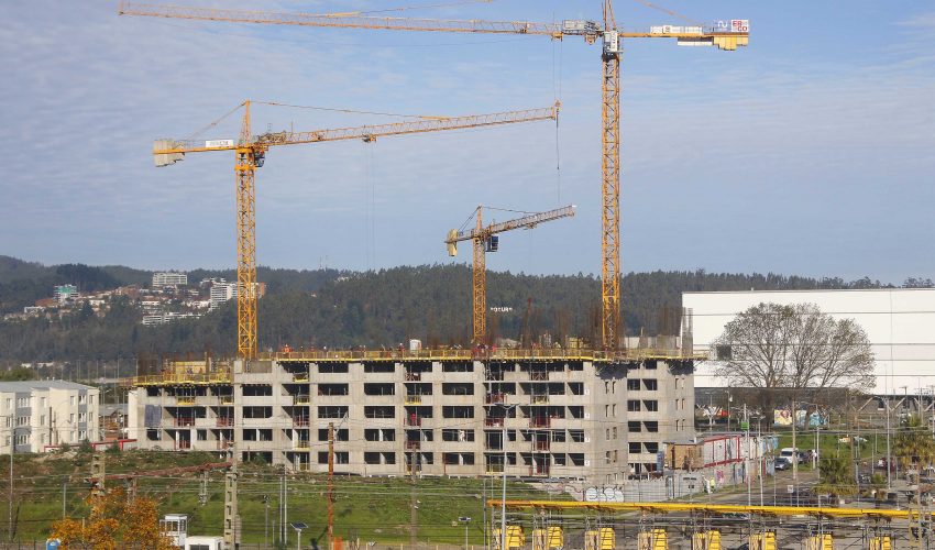 El 55% de las obras activas del Biobío se encuentra en terminaciones