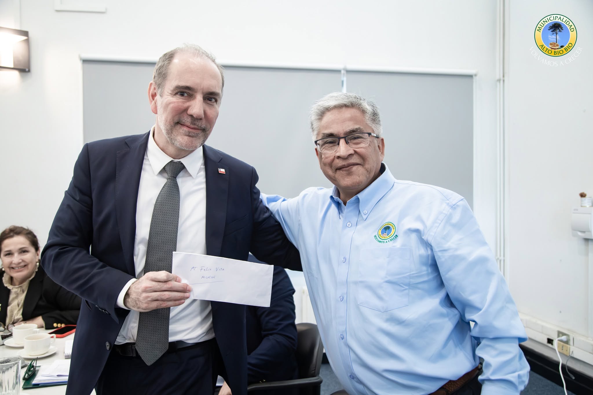 Alto Biobío impulsa histórico proyecto de puente con Quilaco en cita clave con el Ministerio de Obras Públicas