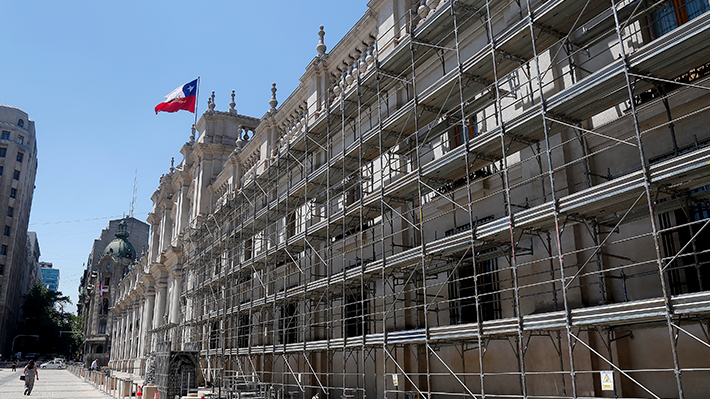 Oposición cuestiona remodelación del Palacio de La Moneda en medio de “momentos de crisis”