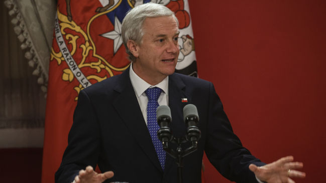 Presidente Kast retoma auditoría y advierte sobre destituciones
