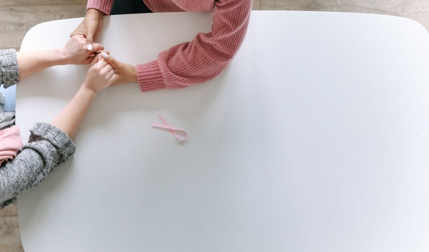 Tratamiento gratuito para cáncer de mama triple negativo ya es una realidad en Chile