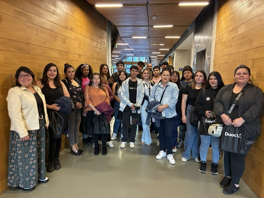 Nuevos sueños comienzan en el Campus Nacimiento CMPC Duoc UC: 242 estudiantes inician su año académico 