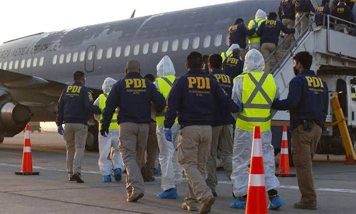 Gobierno reporta 1.174 extranjeros expulsados tras séptimo vuelo de repatriación