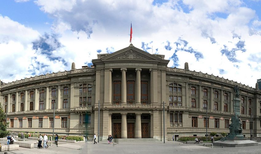 Corte Suprema destituye a 11 jueces por viajes al extranjero durante uso de licencias médicas