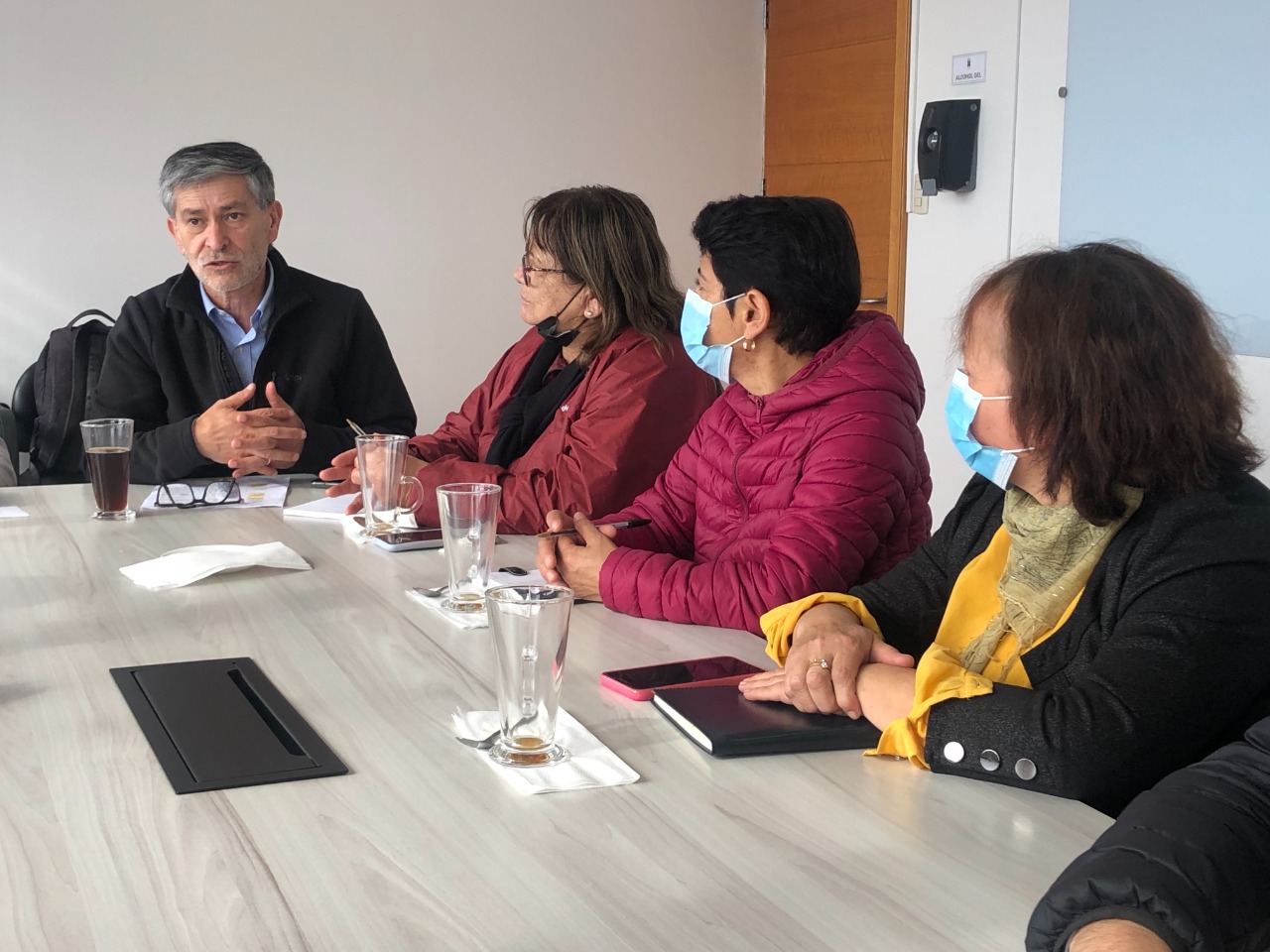 Gobierno Regional se despliega en siete comunas de la región para difundir consulta ciudadana online sobre transporte