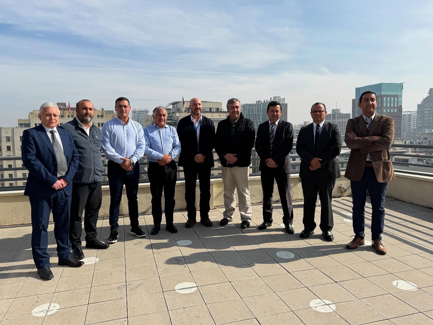 Alcaldes de Santa Bárbara y Nacimiento conocen detalles técnicos sobre la construcción de los hospitales en sus comunas