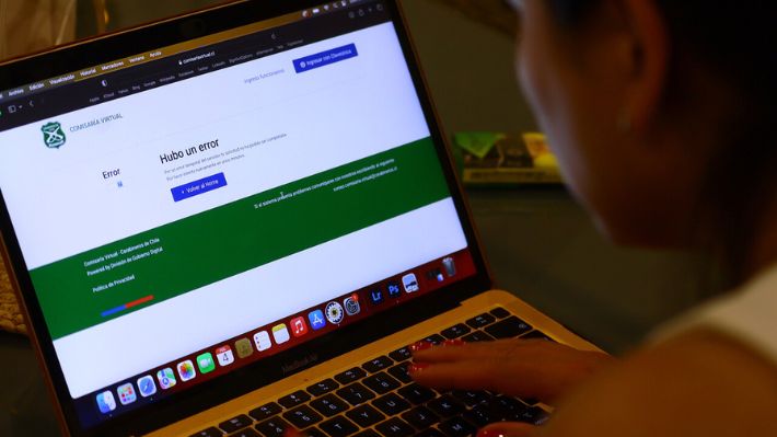 Tras intermitencias en primera vuelta: Carabineros amplía periodo para excusarse de votar en Comisaría Virtual  