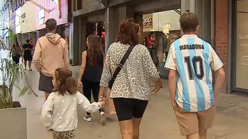 ¿Golpe a turismo de compras?: Qué esperar de la eliminación de impuestos a productos electrónicos en Argentina