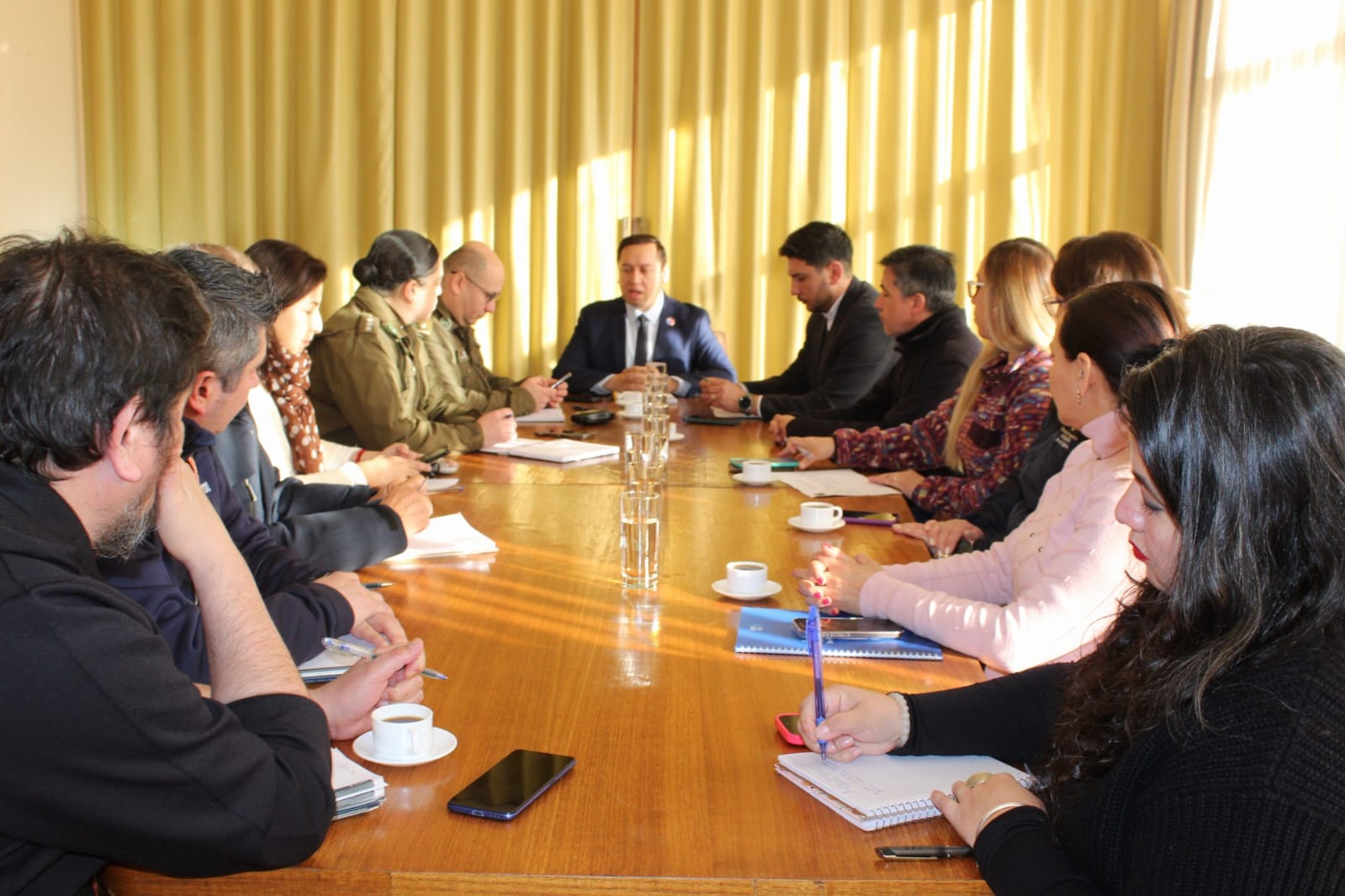 Gobierno establece coordinación entre comercio y Ministerio de Seguridad en Los Ángeles