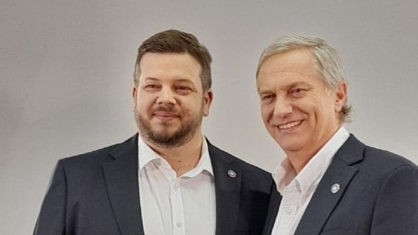 Kaiser apoya a Kast: "¿Cómo se supone que gobierne el Presidente si no es por decreto?"