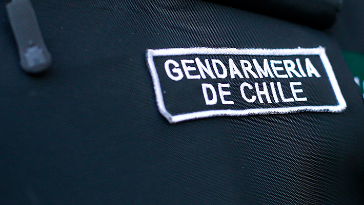 Gendarmería destituye a cuatro miembros del alto mando por viajar al extranjero con licencia médica  