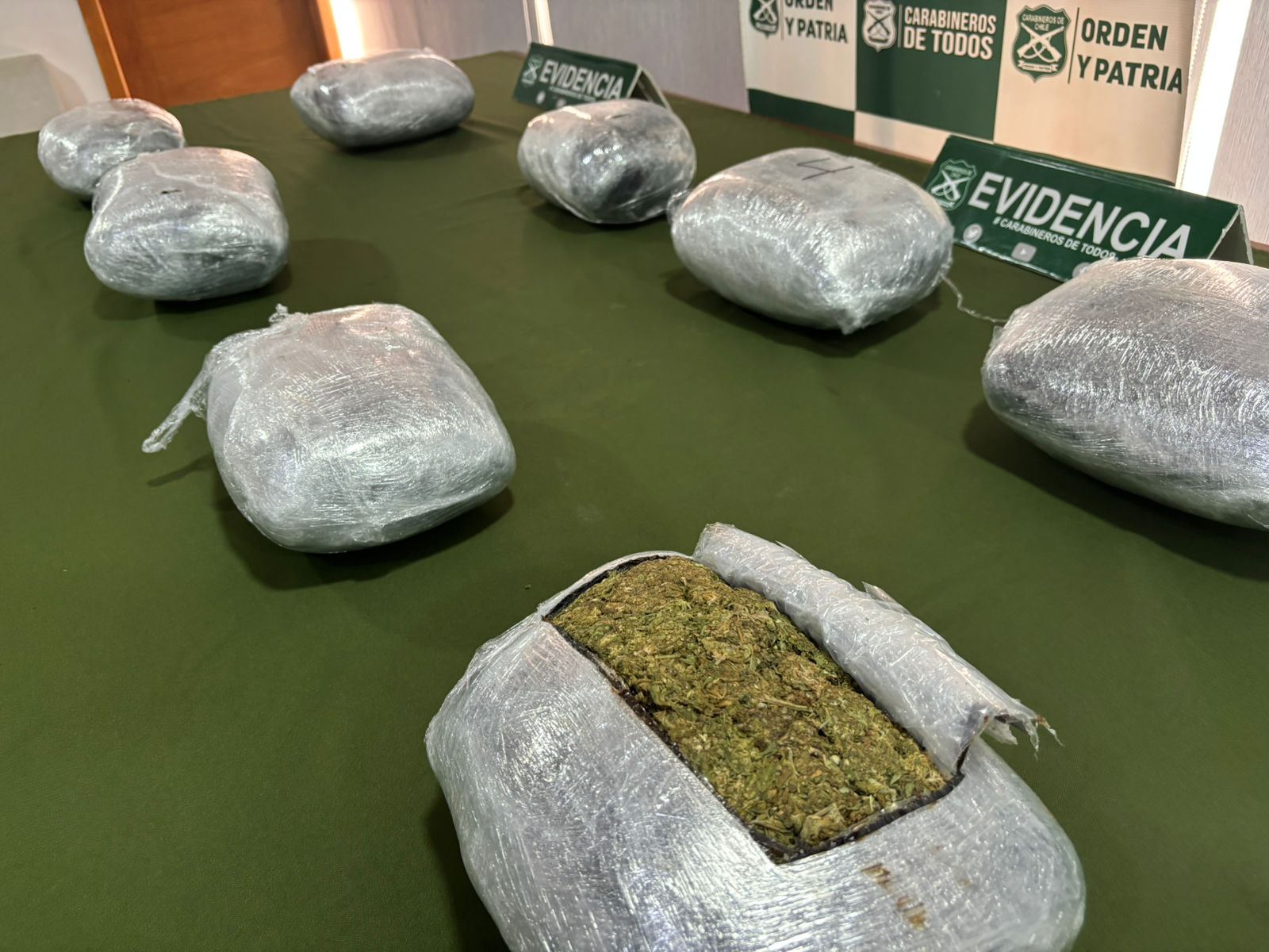 Operativos antidrogas logran la detención de dos personas por tráfico de drogas