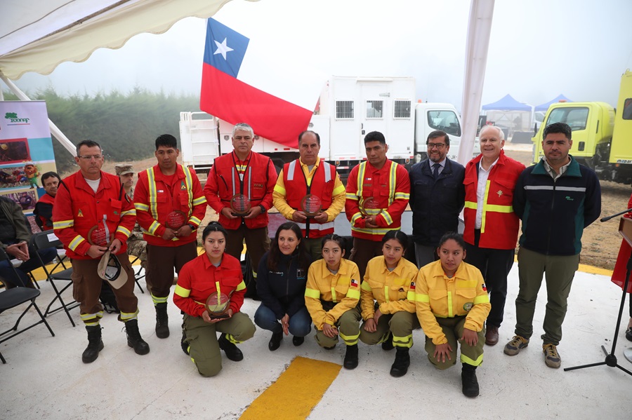 Conmemoran Día del Brigadista Forestal con homenaje a los mártires de la región