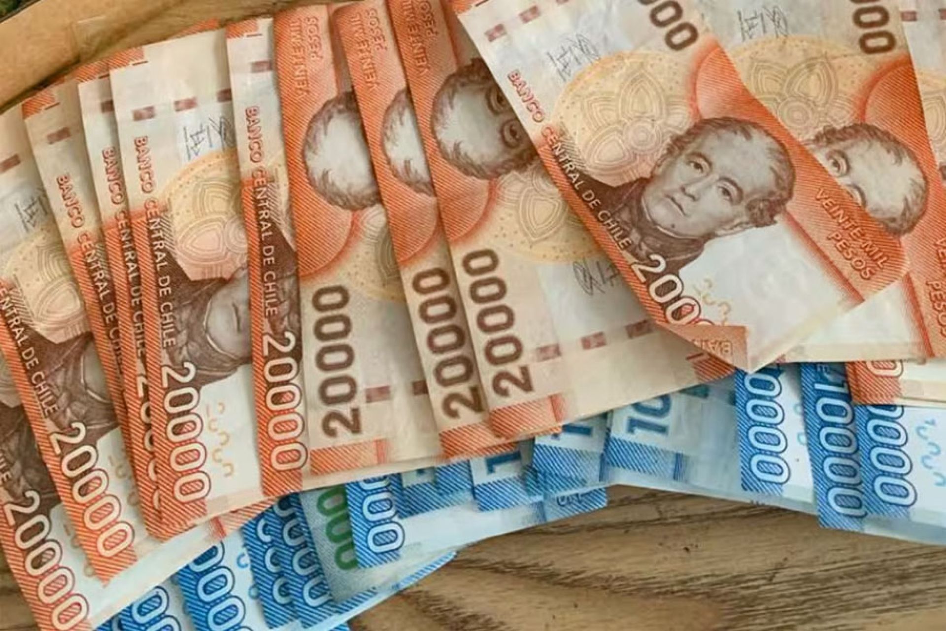 Cámara aprueba y despacha al Senado proyecto de Ley que reajusta el salario mínimo  