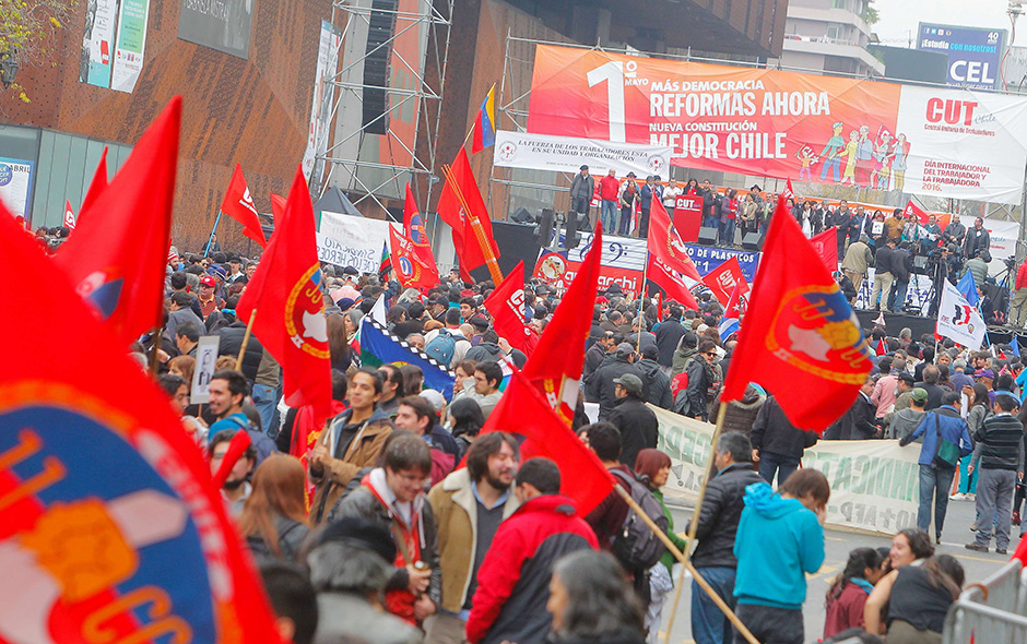 ¿A quiénes representa la CUT?: El debate en torno a la politización de la multisindical  