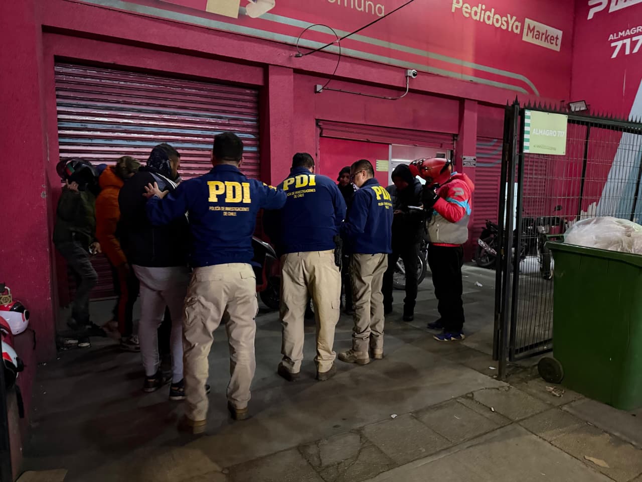 PDI detecta a 3 Extranjeros con Ingreso Irregular durante Fiscalización Migratoria en Los Ángeles