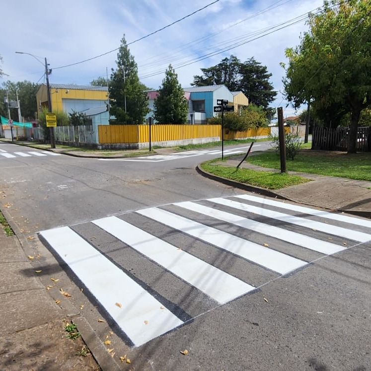 Refuerzan seguridad vial en sectores escolares de Los Ángeles
