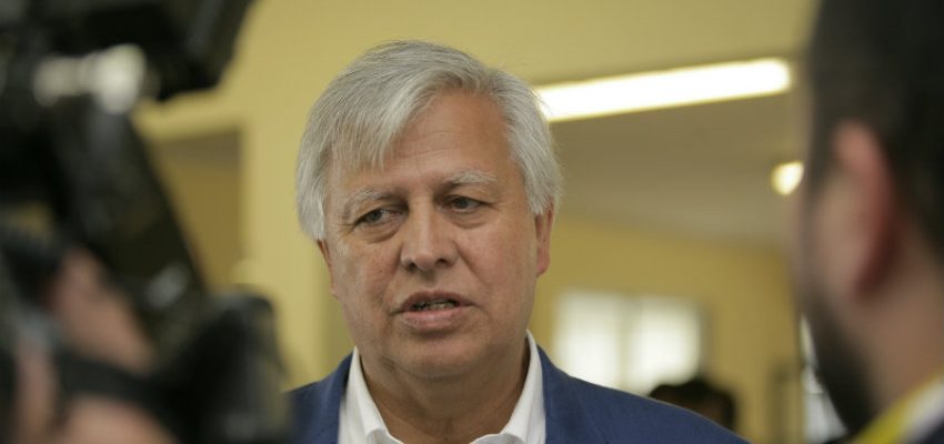 Senador Saavedra califica de lamentable votación en contra de proyecto de ley de cierre anticipado del gran comercio