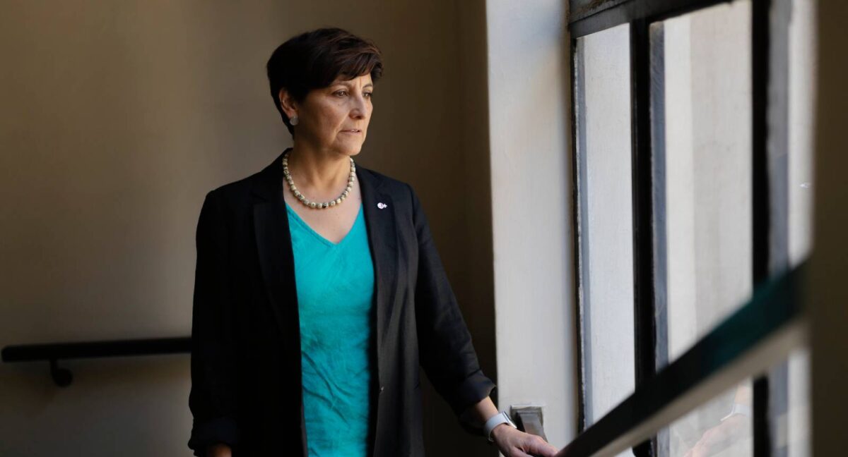 Contraloría confirma intervención de asesor en atención exprés a madre de exministra de salud