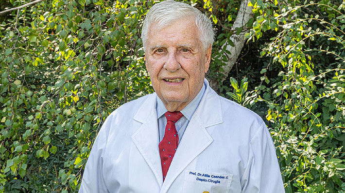 Pionero de la cirugía bariátrica en Chile obtiene el Premio Nacional de Medicina 2026 