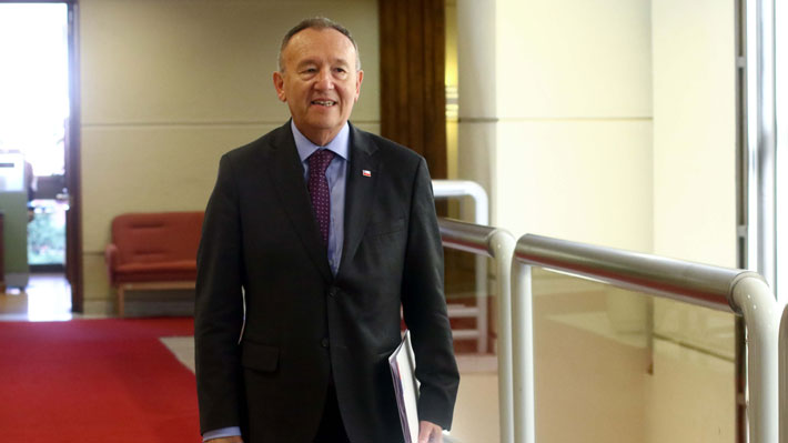 Seis meses: El plazo que pone el ministro García Ruminot para que se "noten" las medidas en seguridad  