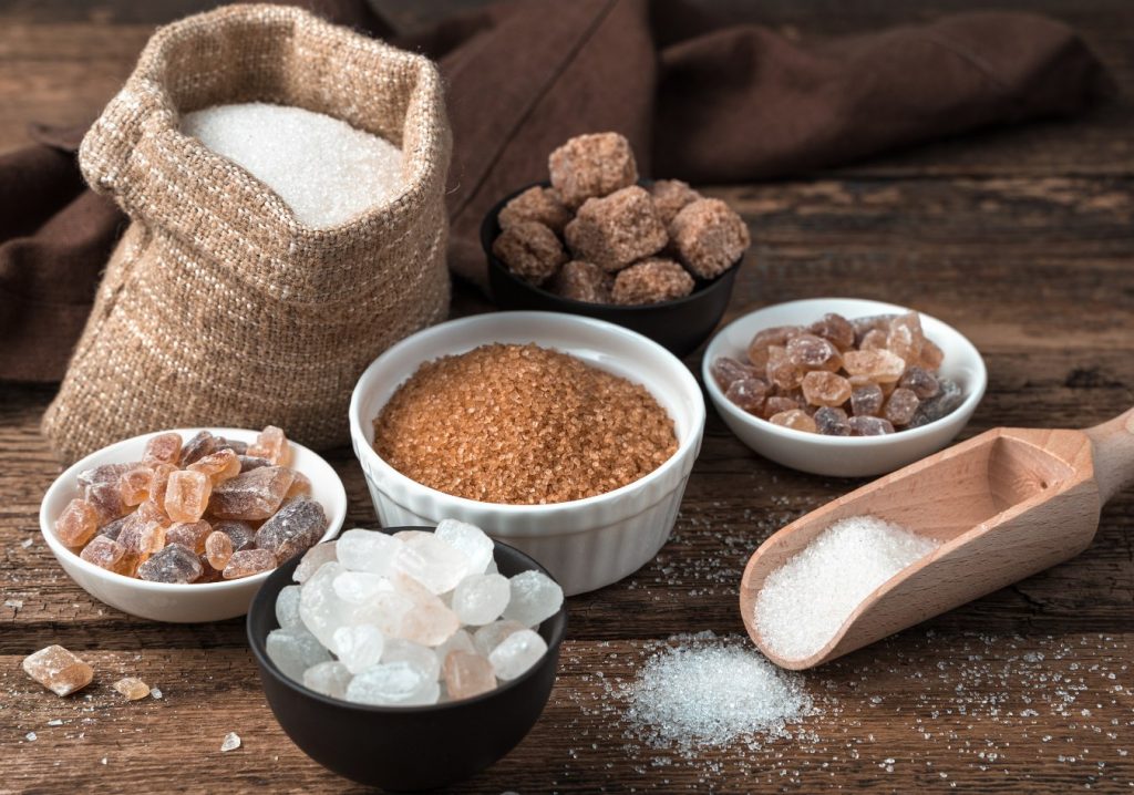 El edulcorante común que podría dañar el cerebro, según un reciente estudio