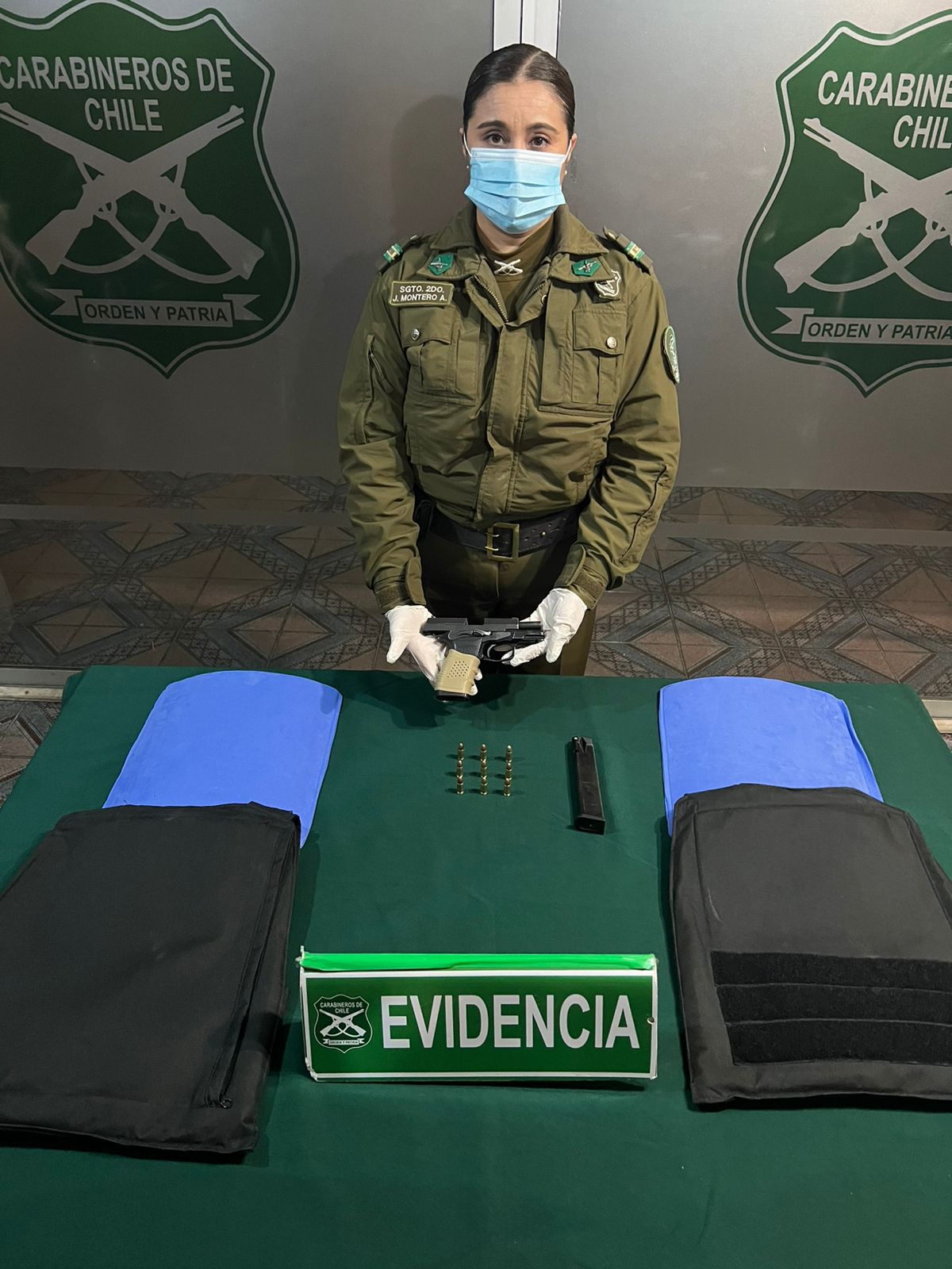 Patrulla FOCO detuvo a tres sujetos armados y recuperó vehículo robado en Los Ángeles