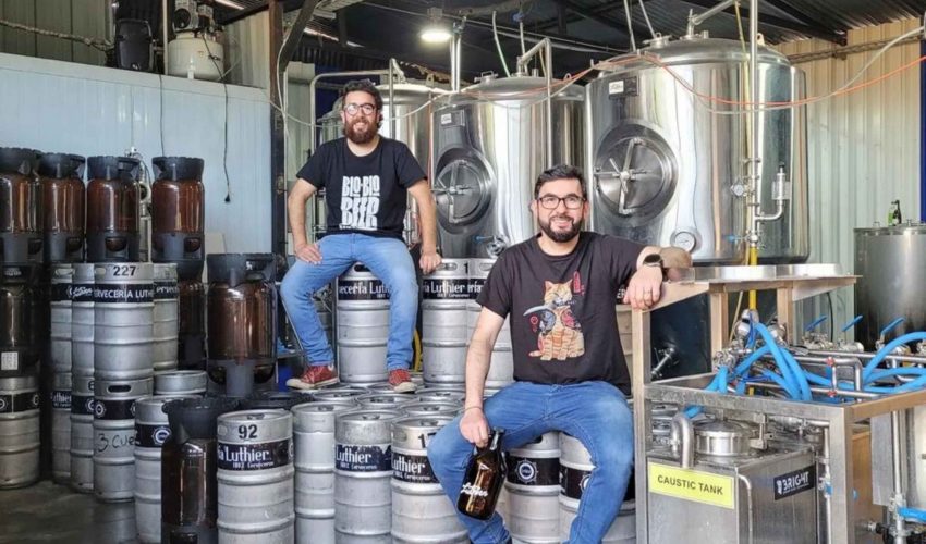 Productor de Biobío recibió doble medalla de oro en Copa Cervecera de Brasil